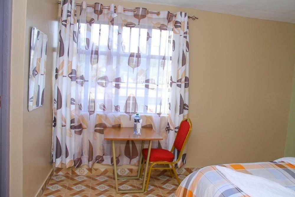 Midlands 033 Hotel Narok Extérieur photo